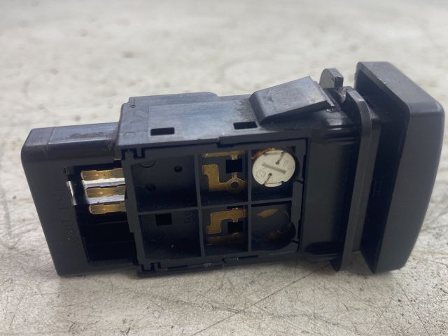 bontott MAZDA 6 Fényszórómosó Kapcsoló