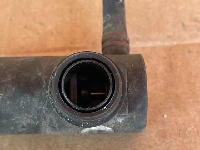 bontott MAZDA 6 Fényszórómosó Szivattyú