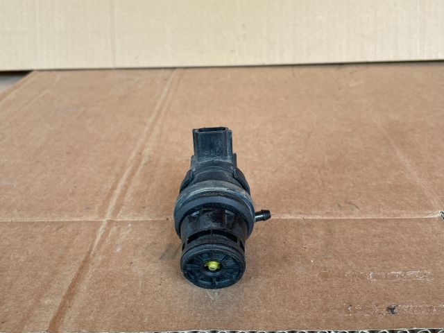 bontott MAZDA 6 Fényszórómosó Szivattyú