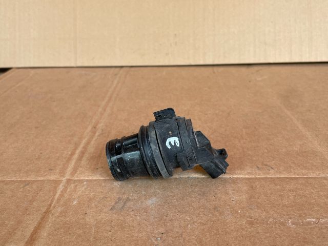 bontott MAZDA 6 Fényszórómosó Szivattyú