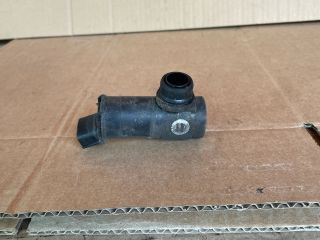 bontott MAZDA 6 Fényszórómosó Szivattyú