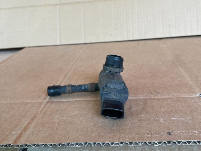 bontott MAZDA 6 Fényszórómosó Szivattyú