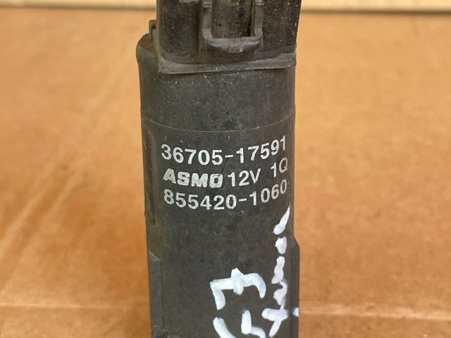 bontott MAZDA 6 Fényszórómosó Szivattyú