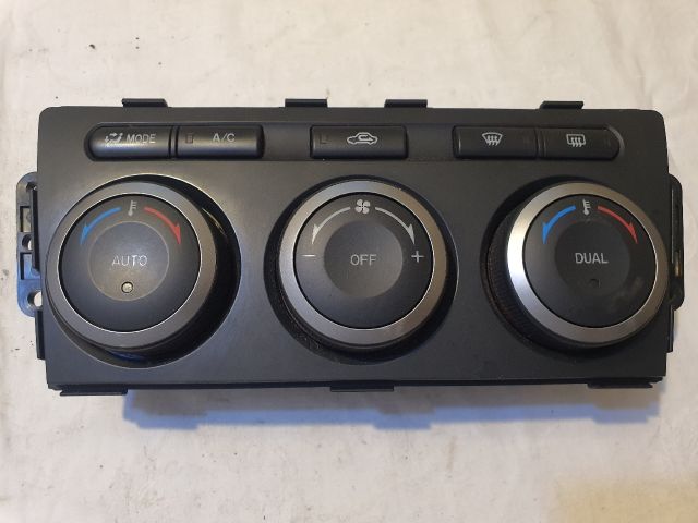 bontott MAZDA 6 Fűtéskapcsoló (digit klímás)