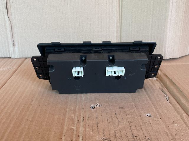 bontott MAZDA 6 Fűtéskapcsoló (digit klímás)