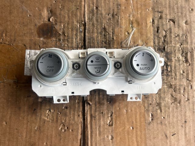 bontott MAZDA 6 Fűtéskapcsoló (digit klímás)