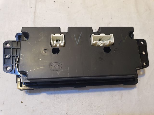 bontott MAZDA 6 Fűtéskapcsoló (digit klímás)