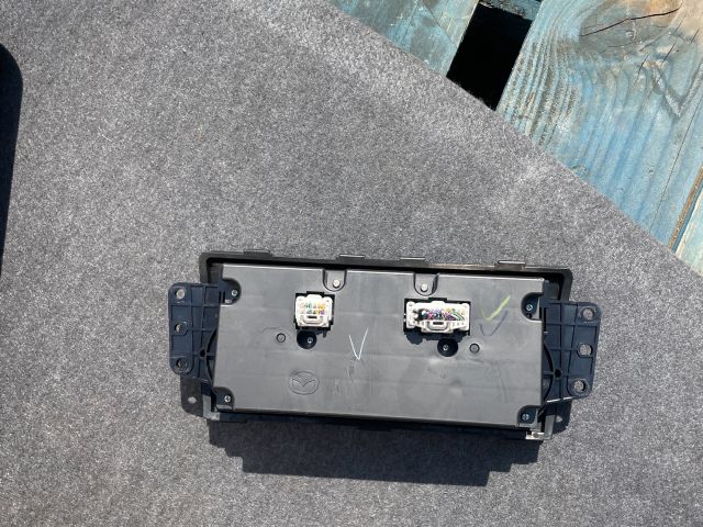 bontott MAZDA 6 Fűtéskapcsoló (digit klímás)