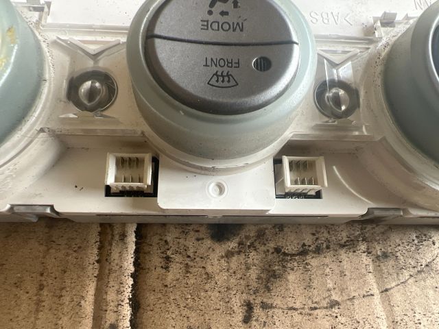 bontott MAZDA 6 Fűtéskapcsoló (digit klímás)