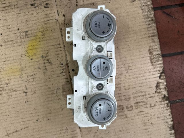 bontott MAZDA 6 Fűtéskapcsoló (manuális klímás)