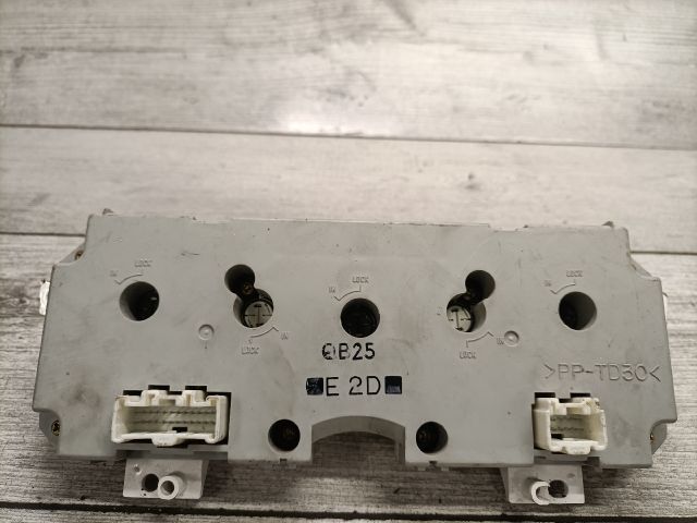 bontott MAZDA 6 Fűtéskapcsoló (manuális klímás)