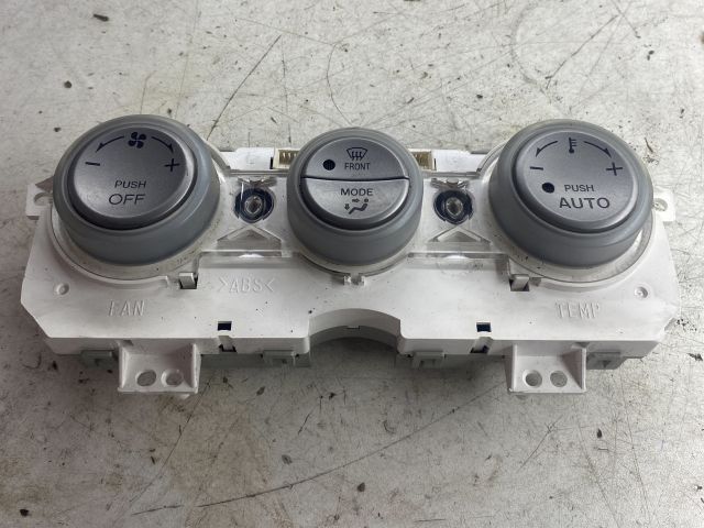 bontott MAZDA 6 Fűtéskapcsoló