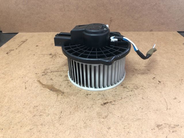 bontott MAZDA 6 Fűtőmotor (Klímás)