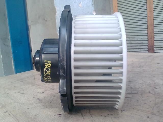 bontott MAZDA 6 Fűtőmotor (Nem klímás)