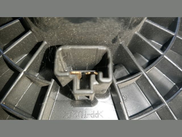 bontott MAZDA 6 Fűtőmotor (Nem klímás)