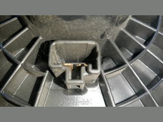 bontott MAZDA 6 Fűtőmotor (Nem klímás)