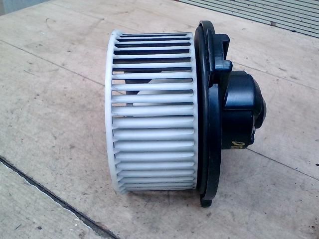 bontott MAZDA 6 Fűtőmotor (Nem klímás)