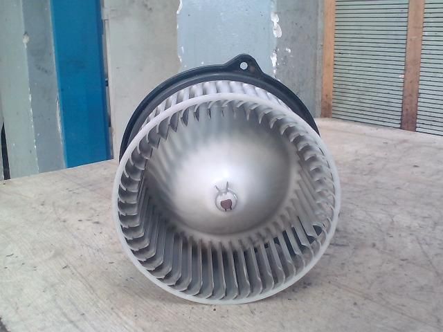 bontott MAZDA 6 Fűtőmotor (Nem klímás)