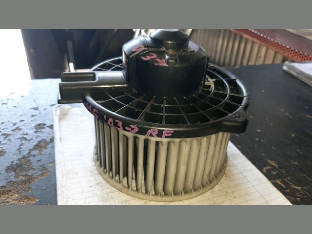 bontott MAZDA 6 Fűtőmotor (Nem klímás)