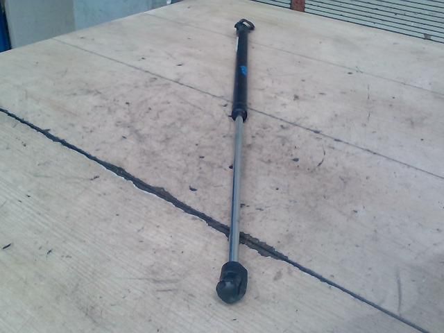 bontott MAZDA 6 Gázrugós Kitámasztó Teleszkóp Csomagtérajtó (Pozíciófüggetlen)