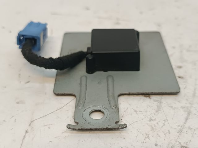 bontott MAZDA 6 GPS Antenna