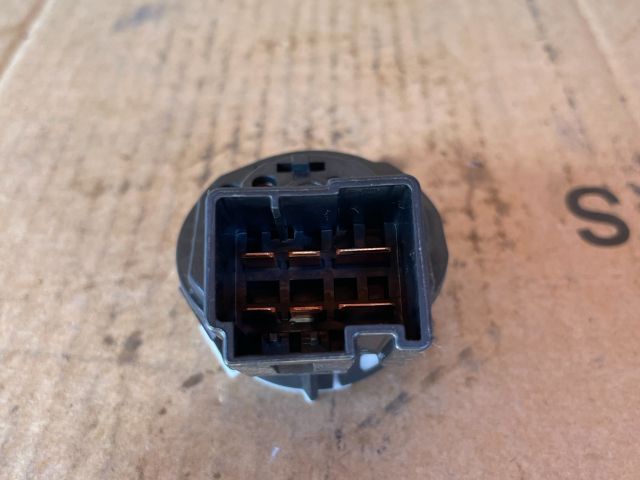 bontott MAZDA 6 Gyújtáskapcsoló Elektronika