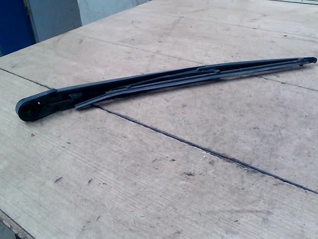 bontott MAZDA 6 Hátsó Ablaktörlő Kar