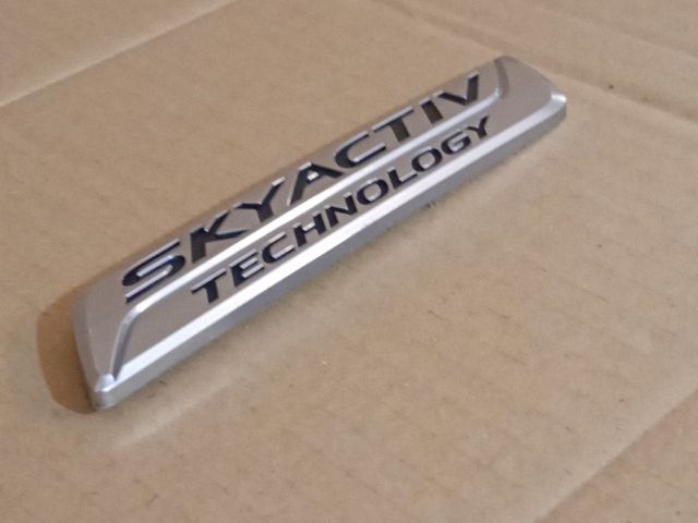 bontott MAZDA 6 Hátsó Embléma