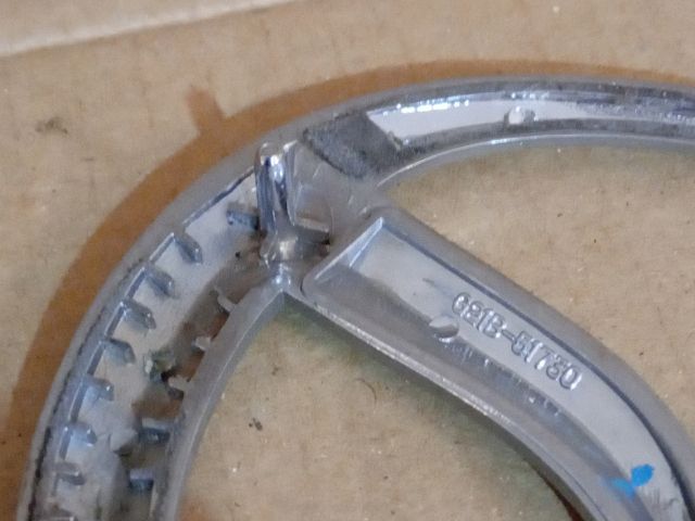 bontott MAZDA 6 Hátsó Embléma