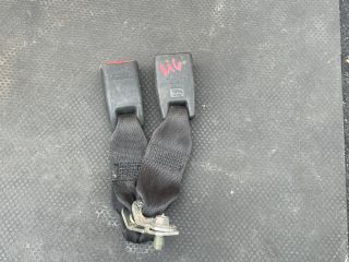 bontott MAZDA 6 Hátsó középső Biztonsági Öv Csat