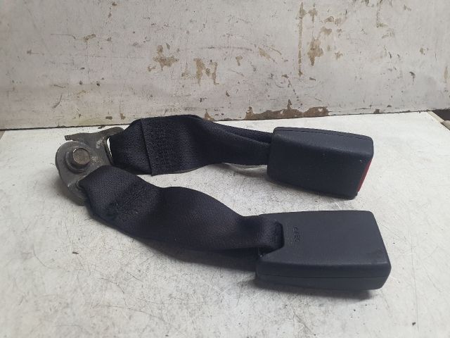 bontott MAZDA 6 Hátsó középső Biztonsági Öv Csat