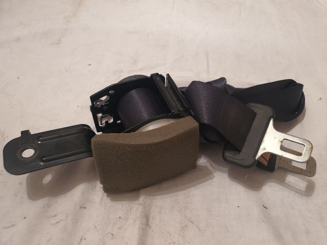 bontott MAZDA 6 Hátsó középső Biztonsági Öv
