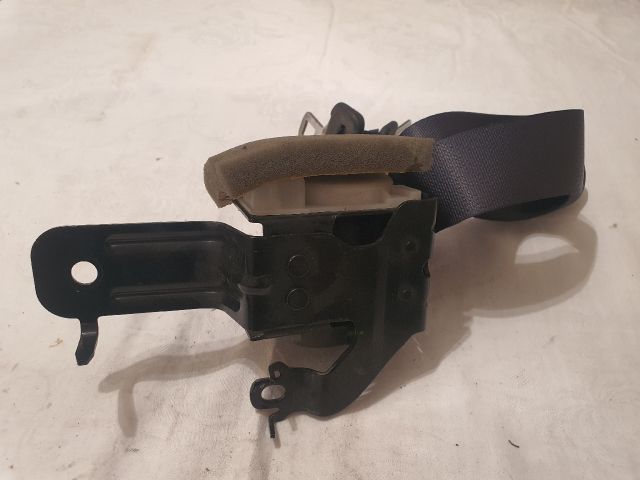 bontott MAZDA 6 Hátsó középső Biztonsági Öv