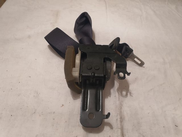 bontott MAZDA 6 Hátsó középső Biztonsági Öv