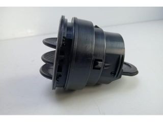 bontott MAZDA 6 Hátsó középső Szellőző