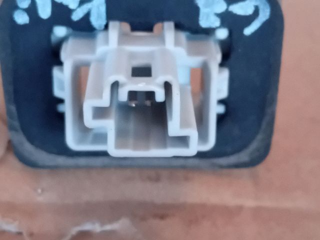 bontott MAZDA 6 Hátsó Rendszámtábla Világítás