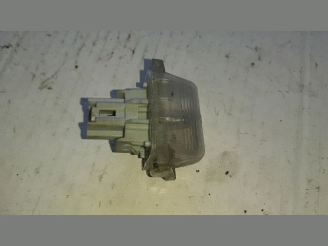 bontott MAZDA 6 Hátsó Rendszámtábla Világítás