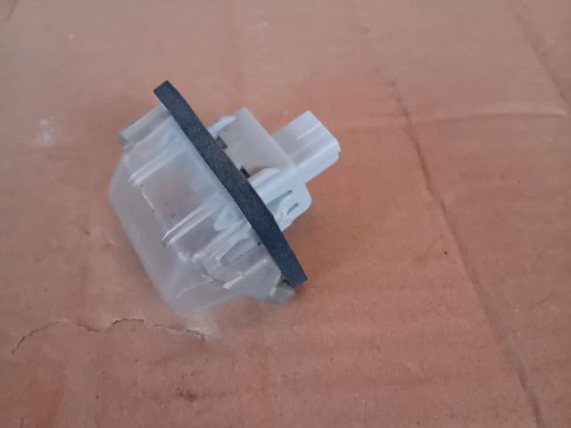 bontott MAZDA 6 Hátsó Rendszámtábla Világítás