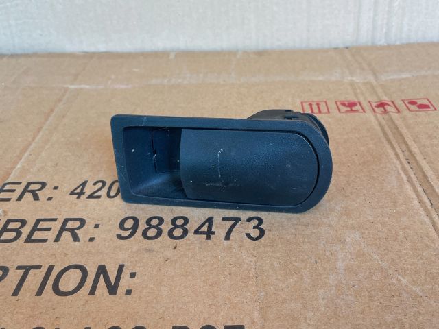 bontott MAZDA 6 Hátsó Üléstámla Döntő Kar / Gomb