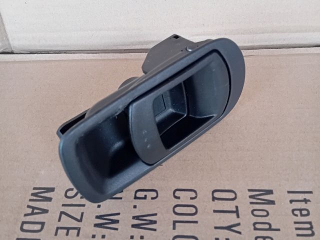 bontott MAZDA 6 Hátsó Üléstámla Döntő Kar / Gomb