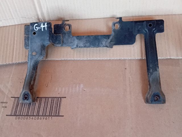 bontott MAZDA 6 Homlokfal Alsó Tartó