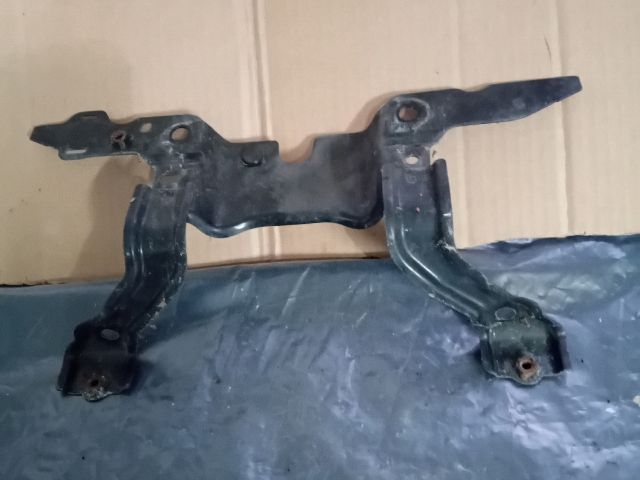 bontott MAZDA 6 Homlokfal Alsó Tartó