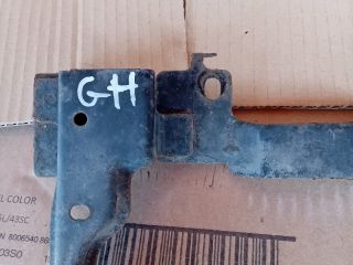 bontott MAZDA 6 Homlokfal Alsó Tartó