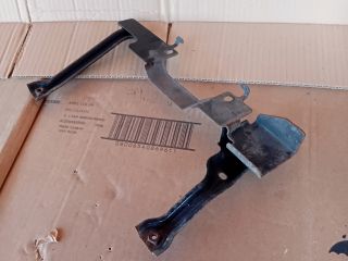 bontott MAZDA 6 Homlokfal Alsó Tartó