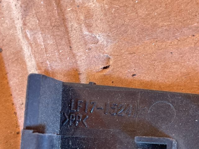 bontott MAZDA 6 Homlokfal Burkolat