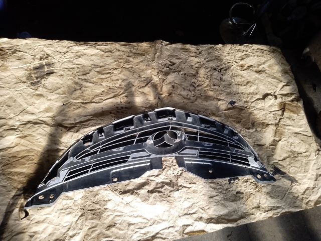 bontott MAZDA 6 Hűtőrács