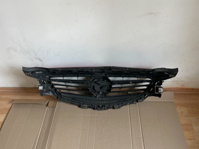 bontott MAZDA 6 Hűtőrács