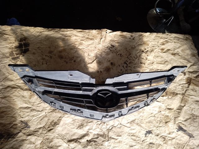 bontott MAZDA 6 Hűtőrács