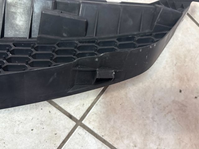 bontott MAZDA 6 Hűtőrács