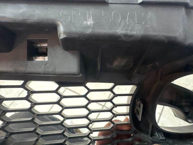 bontott MAZDA 6 Hűtőrács